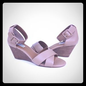 Steve Madden Nisa Women's Wedge Open Toe Sandals